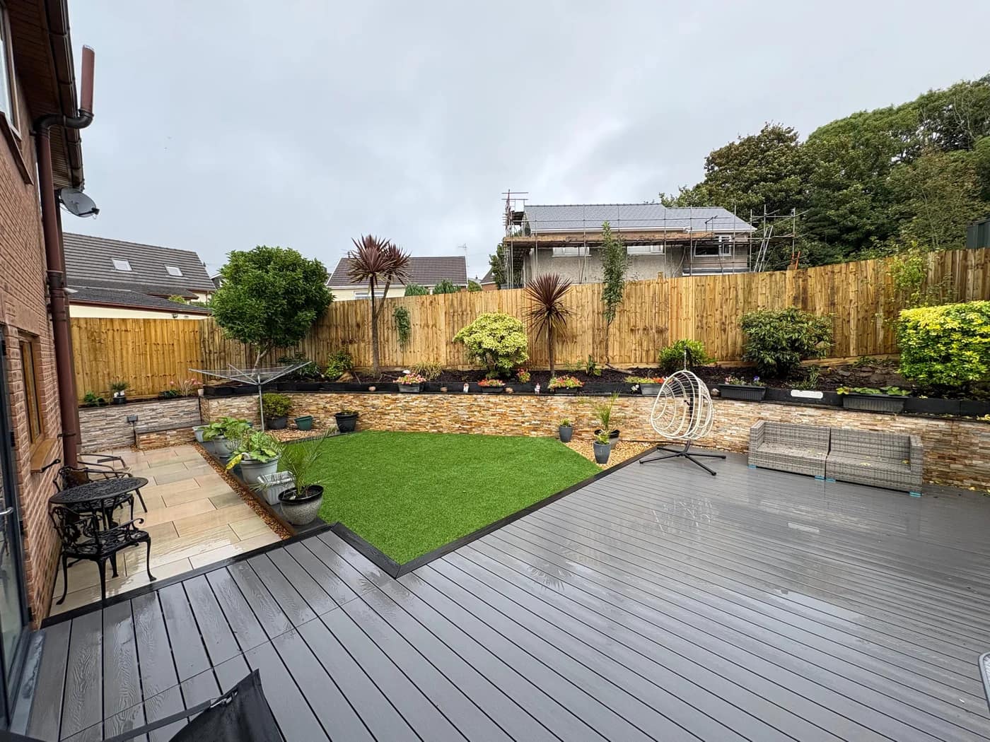 Composite decking garden transformation bridgend by HJB