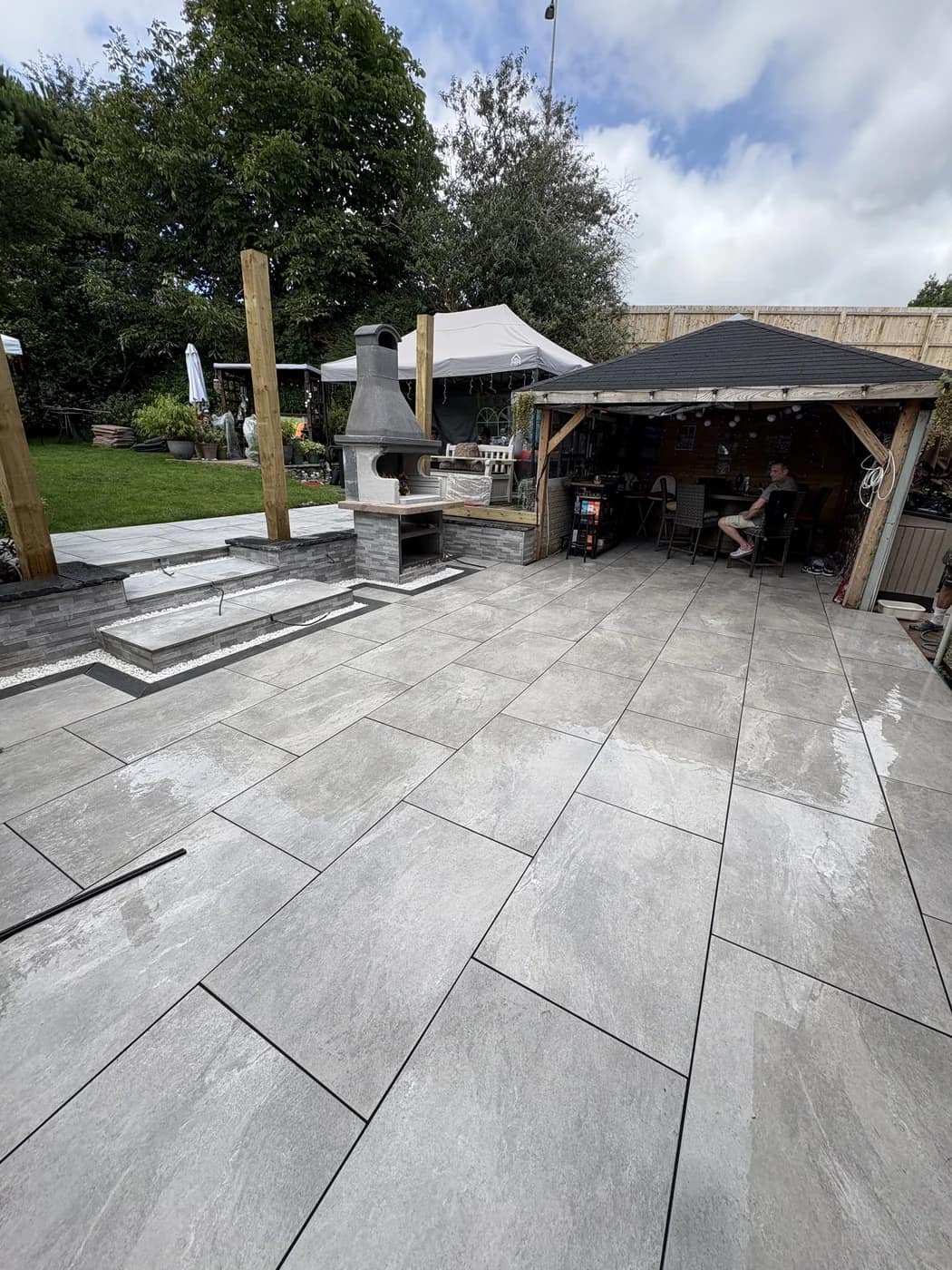 Porcelain patio garden entertaining space cowbridge by HJB