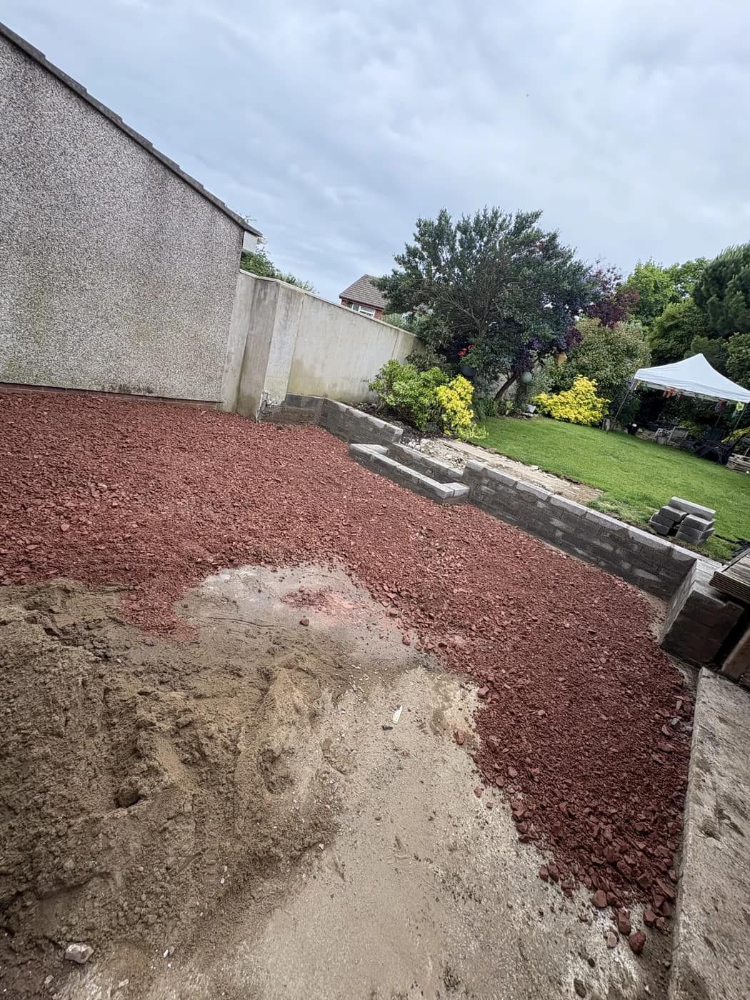 Red mulch border garden preparation cowbridge by HJB